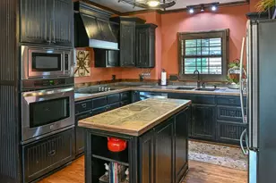 582 Rock Creek Bay Dr, Fair Play, SC 29643 - Photo 10