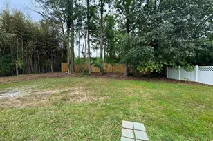 422 E Savannah St, Calhoun Falls, SC 29628 - Photo 18