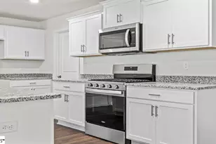 1943 Gracie Dr, Woodruff, SC 29388 - Photo 10