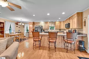 833 Duncan Creek Church Rd, Laurens, SC 29360 - Photo 16