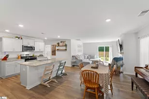 206 Bonifay Dr, Fountain Inn, SC 29644 - Photo 6