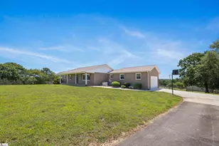 108 Cranes Crossing Dr, West Union, SC 29696 - Photo 2