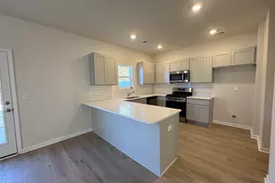 12081 Lansbury Dr, Inman, SC 29349 - Photo 8