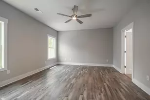 132 Willett Trl, Taylors, SC 29687 - Photo 4