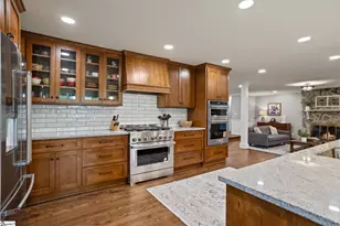 100 Sunrise Valley Rd, Greenville, SC 29617 - Photo 6