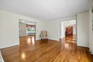 302 Copeland Rd, Greer, SC 29651 - Photo 8