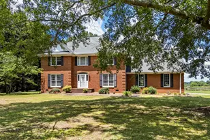 302 Copeland Rd, Greer, SC 29651 - Photo 4