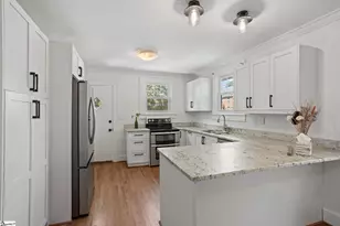 10 Keith Dr, Greenville, SC 29607 - Photo 10