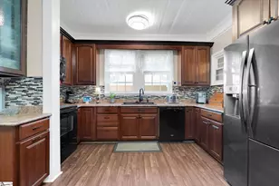 2100 Marchbanks Ave, Anderson, SC 29621 - Photo 4