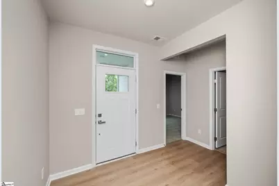 6010 Ives Avenue, Spartanburg, SC 29307 - Photo 2