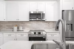 98 E McBee Ave., Greenville, SC 29601 - Photo 10