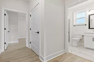 410 Fiery Rd, Greenville, SC 29607 - Photo 8