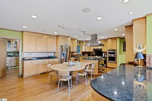 902 Altamont Rd, Greenville, SC 29609 - Photo 8