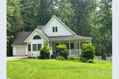 693 Grandwood Boulevard, Gray Court, SC 29645 - Photo 1