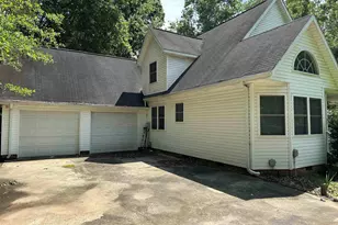 693 Grandwood Blvd, Gray Court, SC 29645 - Photo 2