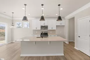 652 Columbus Cir, Simpsonville, SC 29680 - Photo 8