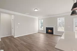 652 Columbus Cir, Simpsonville, SC 29680 - Photo 10