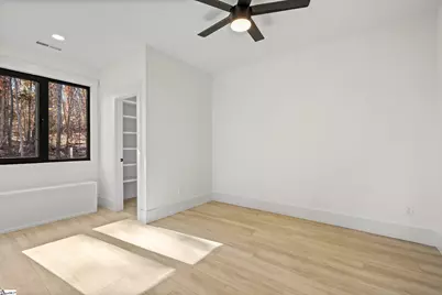 125 E Peninsula Drive, Laurens, SC 29360 - Photo 24