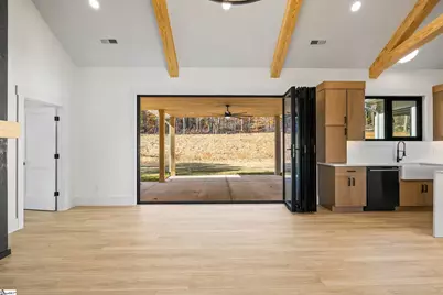 125 E Peninsula Drive, Laurens, SC 29360 - Photo 12