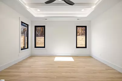 125 E Peninsula Drive, Laurens, SC 29360 - Photo 16