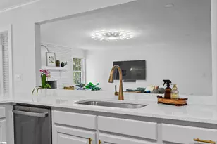 36 Heritage Dr, Fountain Inn, SC 29644 - Photo 10