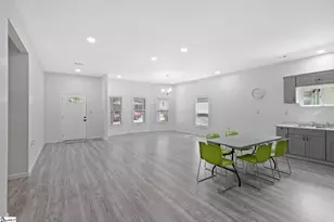 904 W Hampton St, Laurens, SC 29360 - Photo 14