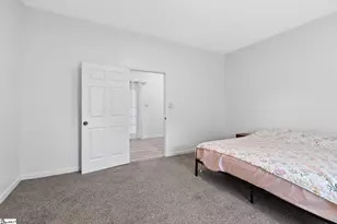 904 W Hampton St, Laurens, SC 29360 - Photo 18