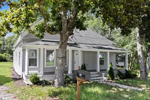 904 W Hampton St, Laurens, SC 29360 - Photo 1