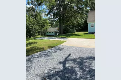 108 Lakeshore Drive, Greenwood, SC 29649 - Photo 28