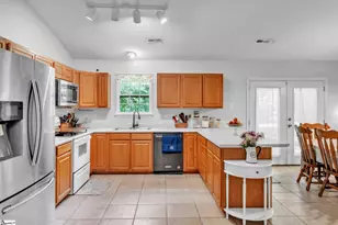 150 Mountain View Cir, Inman, SC 29349 - Photo 10