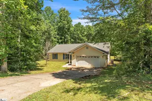 150 Mountain View Cir, Inman, SC 29349 - Photo 2