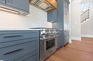 404 Odell St, Greenville, SC 29615 - Photo 10