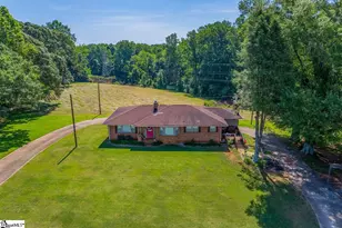 849 Harvey Rd, Greer, SC 29651 - Photo 4