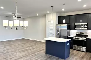 216 Crimson Tree Ct, Greenville, SC 29607 - Photo 2