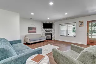 115 Albert St, Landrum, SC 29356 - Photo 8