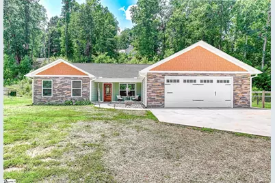 115 Albert Street, Landrum, SC 29356 - Photo 1