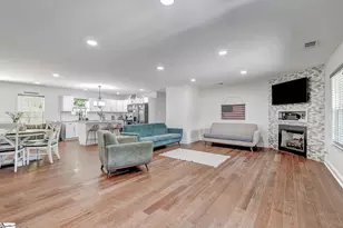 115 Albert St, Landrum, SC 29356 - Photo 6