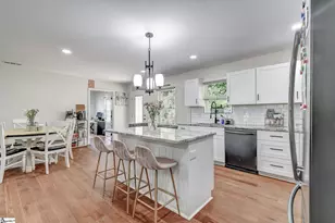 115 Albert St, Landrum, SC 29356 - Photo 10