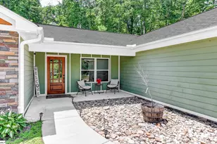 115 Albert St, Landrum, SC 29356 - Photo 40