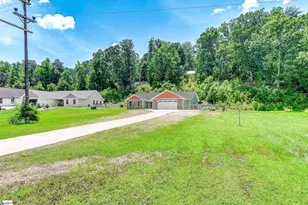 115 Albert St, Landrum, SC 29356 - Photo 32