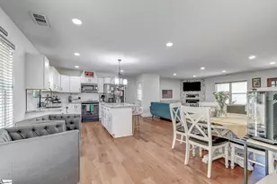 115 Albert St, Landrum, SC 29356 - Photo 12