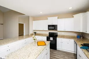 128 Willys Creek Cir, Pickens, SC 29671 - Photo 8