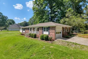 223 Meadow Ln, Easley, SC 29642 - Photo 6