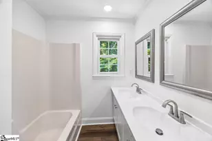 1117 Briarwood Dr, Easley, SC 29642 - Photo 36