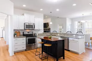 54 Woodall Rd, Greenville, SC 29617 - Photo 8