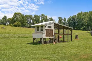 1080 Melvin Hill Rd, Campobello, SC 29322 - Photo 44