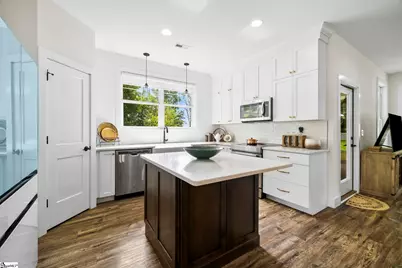 4588 N Highway 14, Greer, SC 29651 - Photo 6