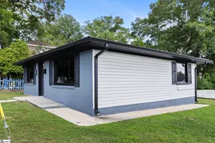 327 W Main St, Clinton, SC 29325 - Photo 4