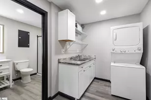 327 W Main St, Clinton, SC 29325 - Photo 22