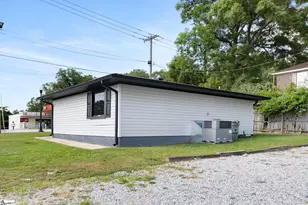 327 W Main St, Clinton, SC 29325 - Photo 26